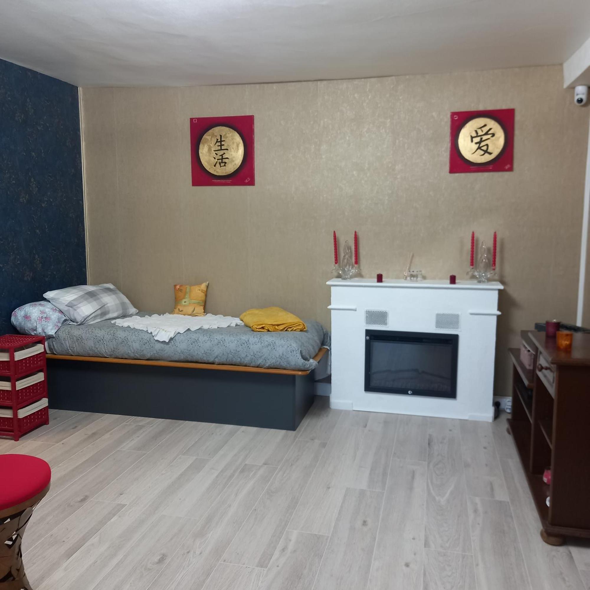 Une Chouette Maison Arcay  Exterior photo